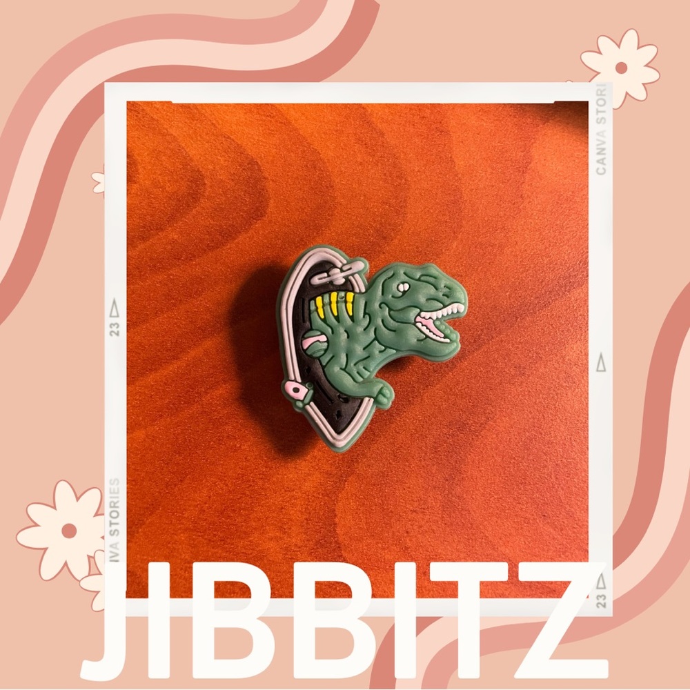 🌸5/$10 Dinosaur Jibbit / Shoe Charm